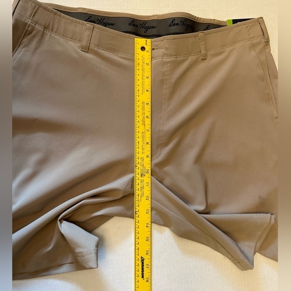 Ben Hogan Golf Performance 50 UPF sun protection tan shorts NWT Sz-40 Z14 - Picture 9 of 12